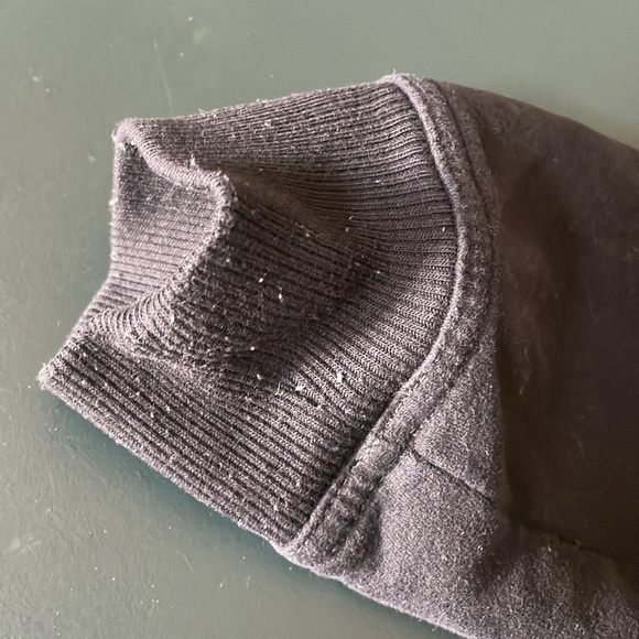 Gap logo crew sweatshirt black with silver glitter logo, size large, guc - Picture 11 of 12